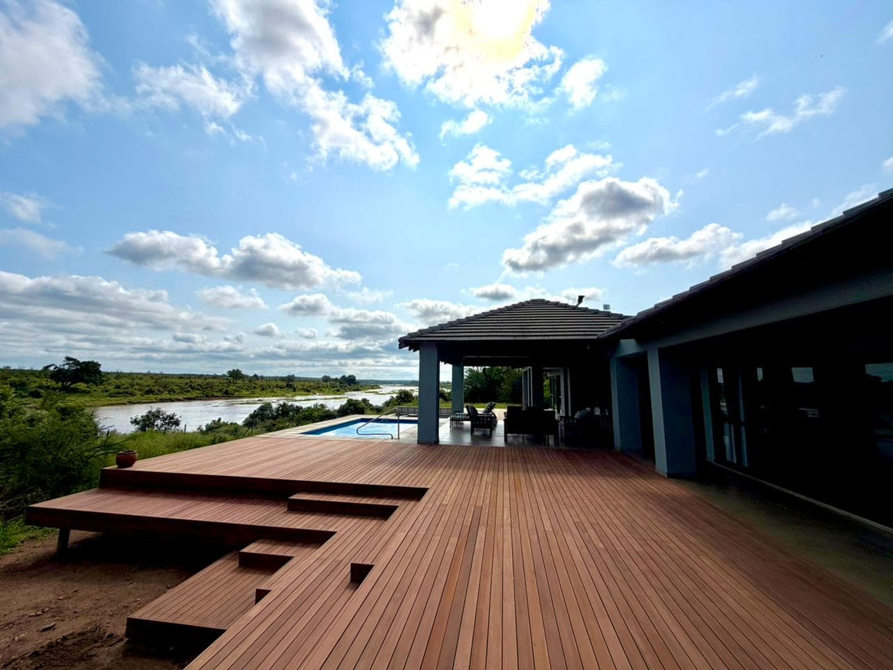 DonniBrooke River Lodge - general